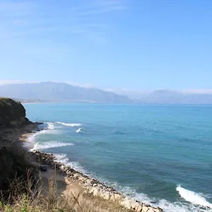 La Stanza Vicino Al Mare , Una Camera Da Letto E Bagno Con Balcone Vista Mare Balestrate